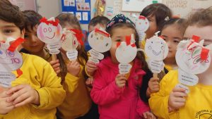 Μάρτης είναι Νάζια κάνει (4)