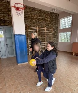 Η μπάλα που κουδουνίζει...αγάπη! (4)