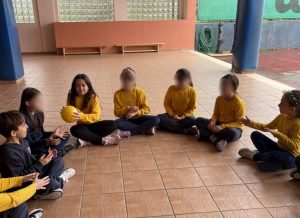 Η μπάλα που κουδουνίζει...αγάπη! (5)