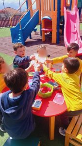 Παραδοσιακοί Χοροί στο Νηπιαγωγείο!(10)