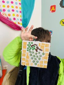 Για…“Ένα τσαμπί Σταφύλι”…(13)