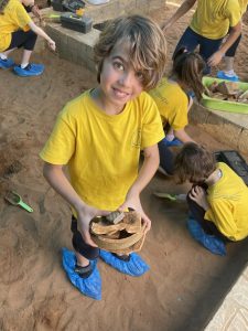 Πάμε ανασκαφή; (1)