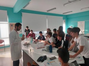 Πειραματιζόμαστε... στα διαλύματα οξέων και βάσεων!(2)