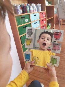 Το τερατάκι των χρωμάτων μας ξυπνάει συναισθήματα(2)