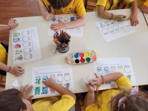 Το τερατάκι των χρωμάτων μας ξυπνάει συναισθήματα(8)