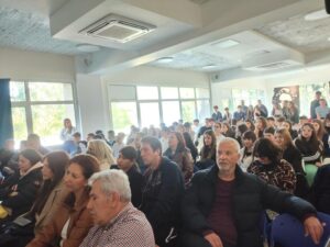 Μια ξεχωριστή σχολική εορτή(15)