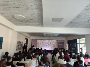 Μια ξεχωριστή σχολική εορτή(16)