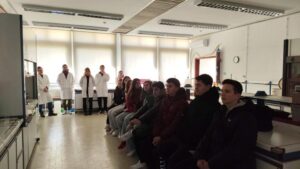 Τα παιδιά πηγαίνουν Πανεπιστήμιο(10)