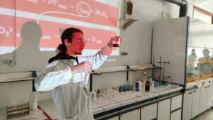 Τα παιδιά πηγαίνουν Πανεπιστήμιο(5)