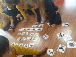 123 ας πάμε βόλτα στην Προϊστορία(21)