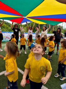 Μοιράζεις Απλόχερα(23)