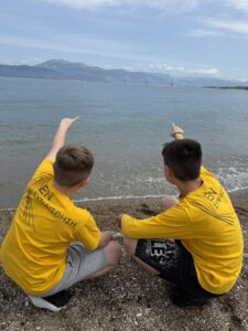 Μικροί και μικρές ντετέκτιβς(15)