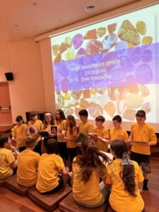 Μικροί και μικρές ντετέκτιβς(8)