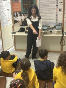 Η επικοινωνία...