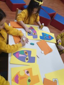 όλοι καρναβαλικοί