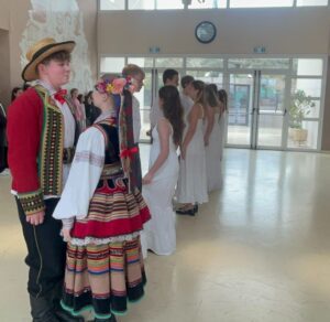 Μια Γέφυρα Πολιτισμού