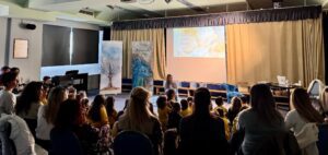 Πιάσε ένα βιβλίο...