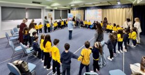 Πιάσε ένα βιβλίο...