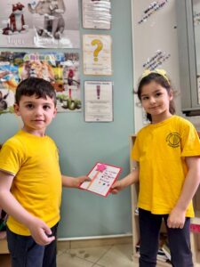 Μεγαλώνουμε