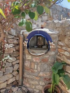 ΚΑΘΑΡΙΣΜΟΣ...